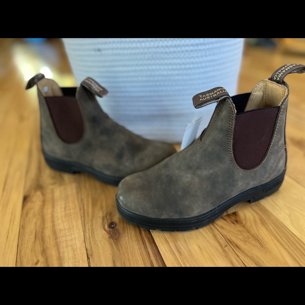 Blundstone Boots size 4 AU (7 US)